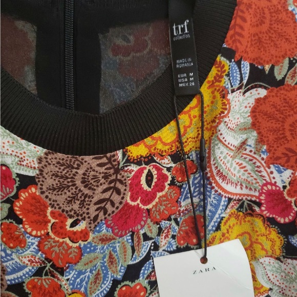 NWT ZARA TRF FLORAL DRESS SIZE MEDIUM - Picture 4 of 4